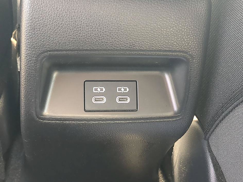 Used 2026 Toyota Corolla LE FWD image 30