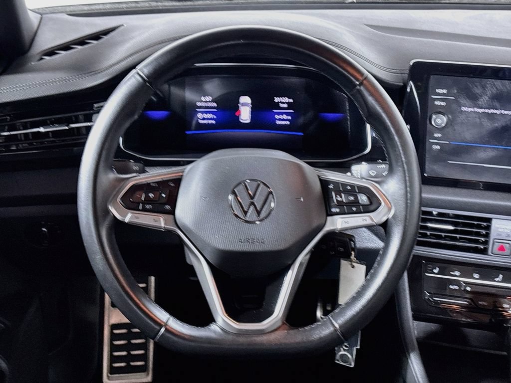 Certified 2025 Volkswagen Jetta Sport FWD image 14