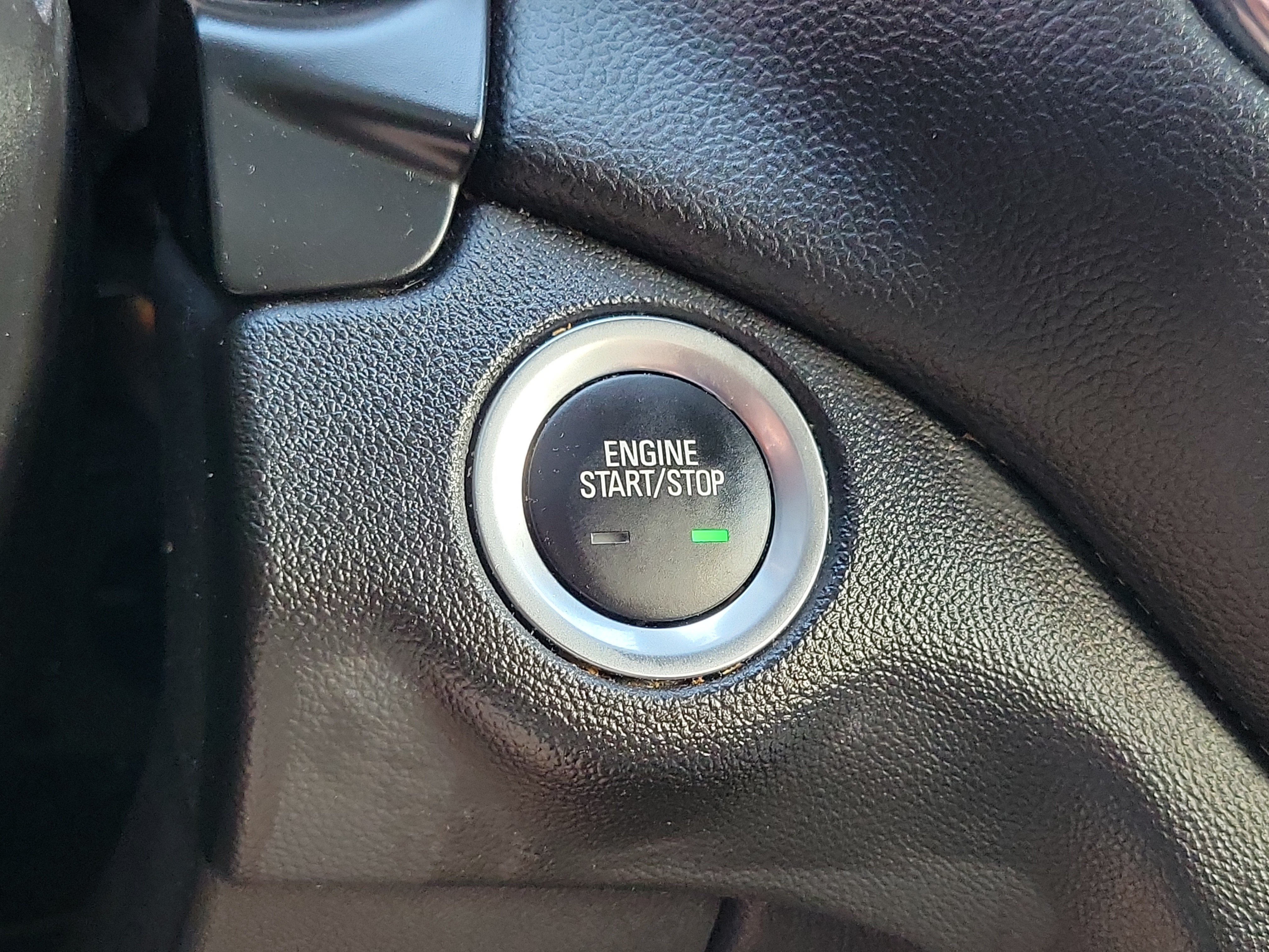 Used 2024 Chevrolet Equinox LT FWD image 13