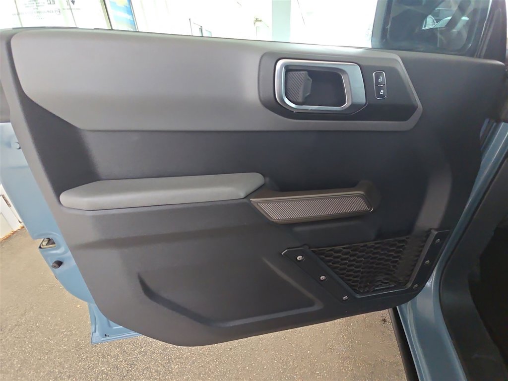 Used 2021 Ford Bronco Black Diamond image 20