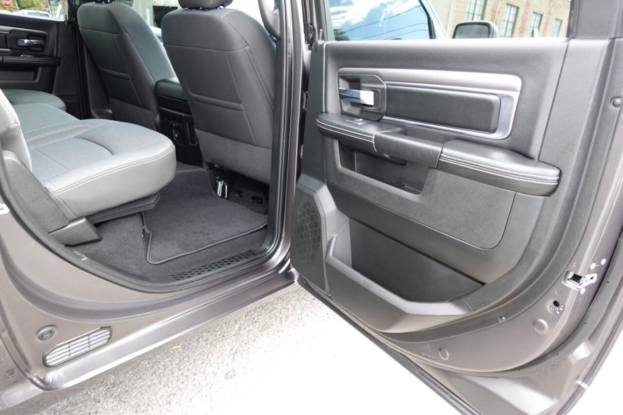 Used 2023 RAM 1500 Classic Warlock image 29