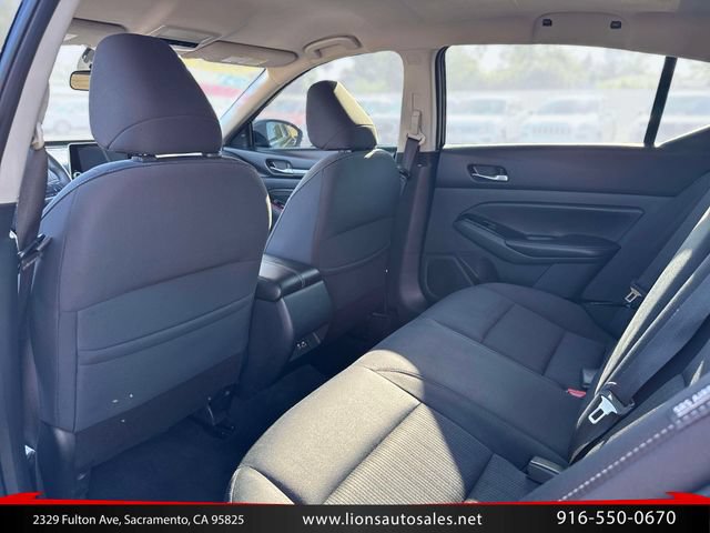 Used 2021 Nissan Altima 2.5 SV FWD image 14