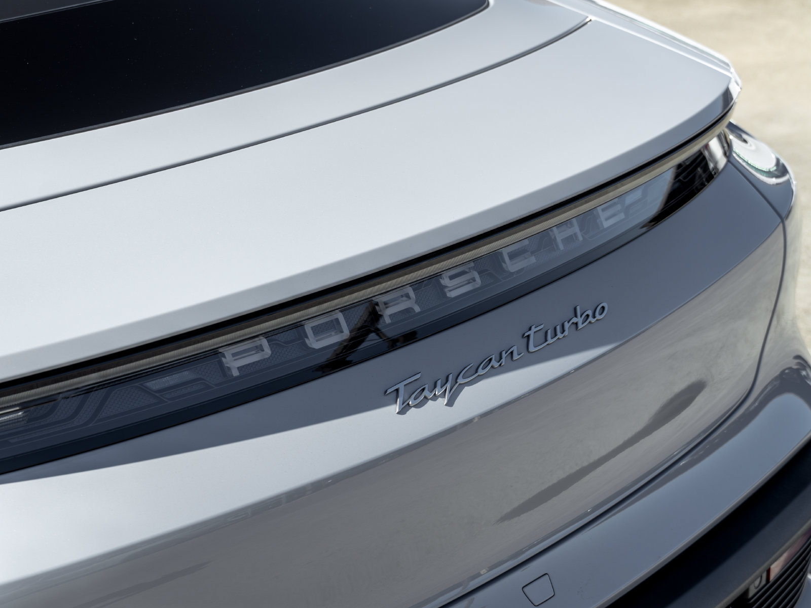 Certified 2022 Porsche Taycan Turbo AWD/4WD image 19