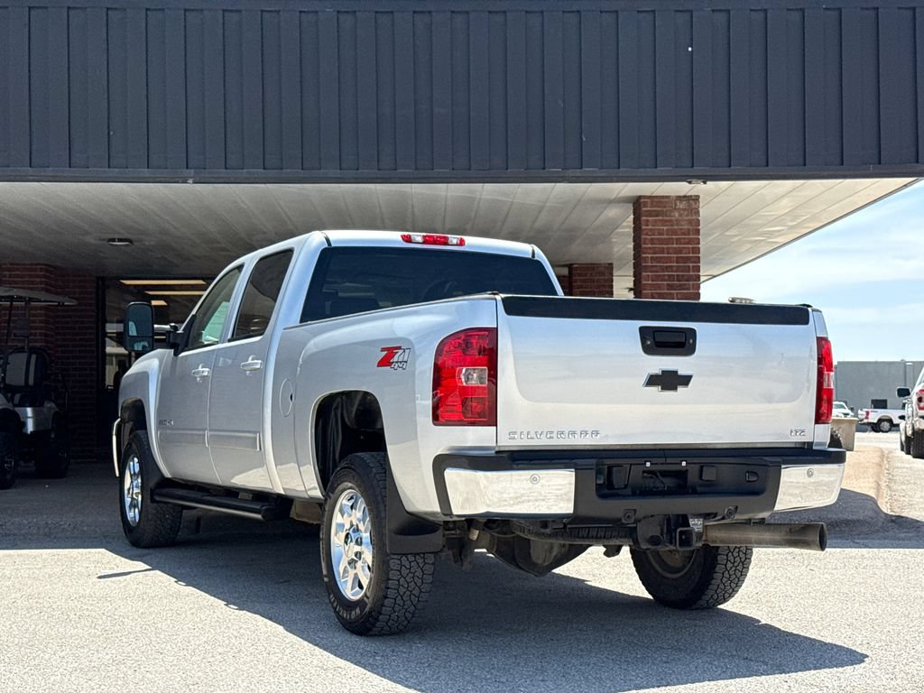 Used 2014 Chevrolet Silverado 2500 LTZ w/ LTZ Plus Package AWD/4WD image 7