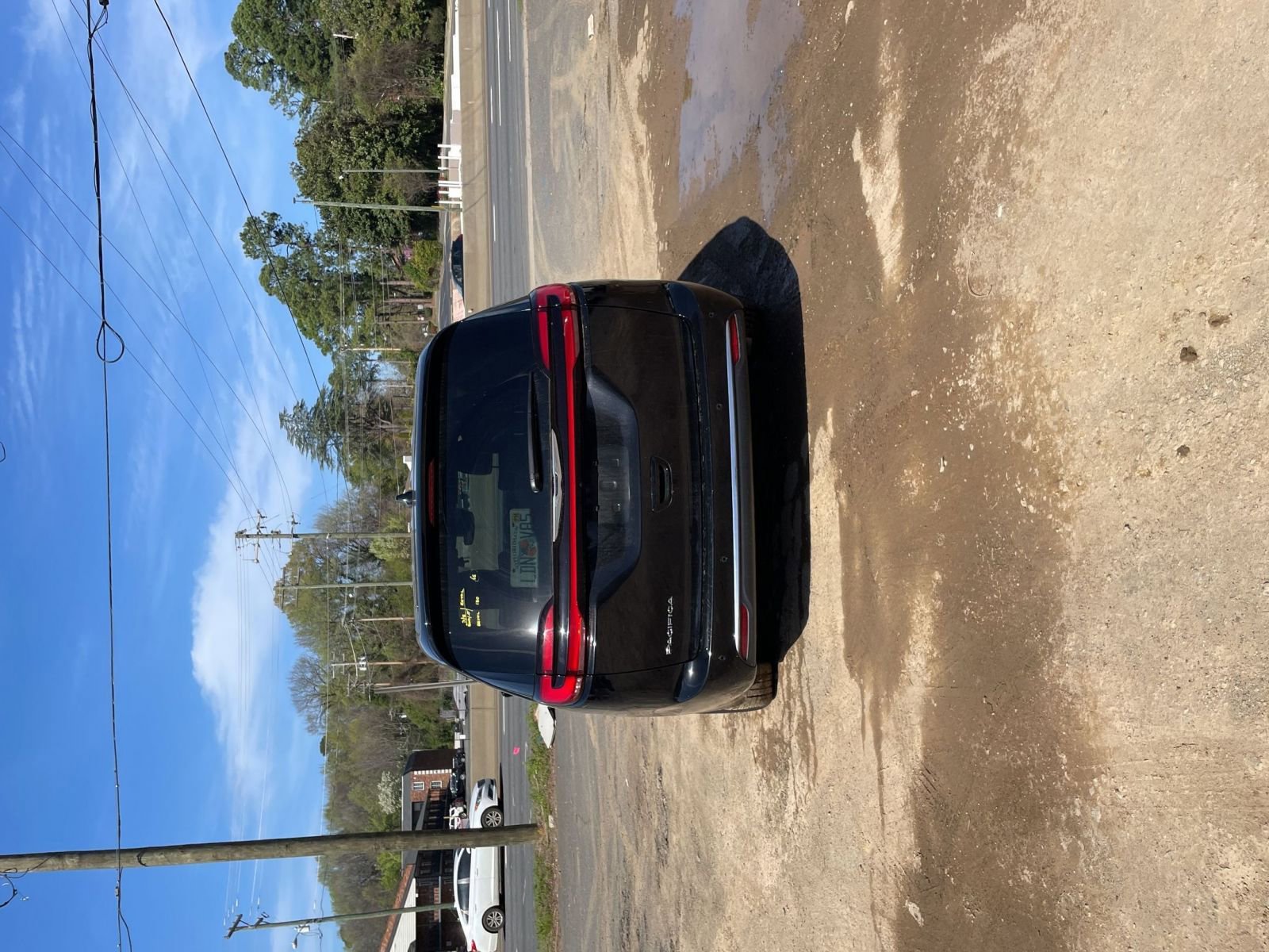 Used 2025 Chrysler Pacifica Select image 17