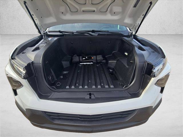 Used 2024 Chevrolet Silverado EV W/T AWD/4WD image 23
