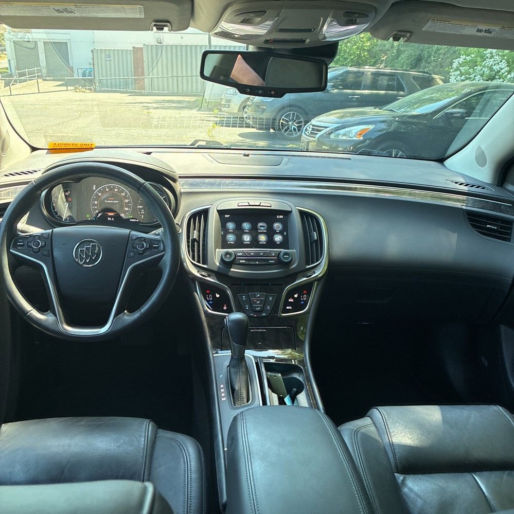 Used 2016 Buick LaCrosse Leather w/ Experience Buick Package FWD image 4