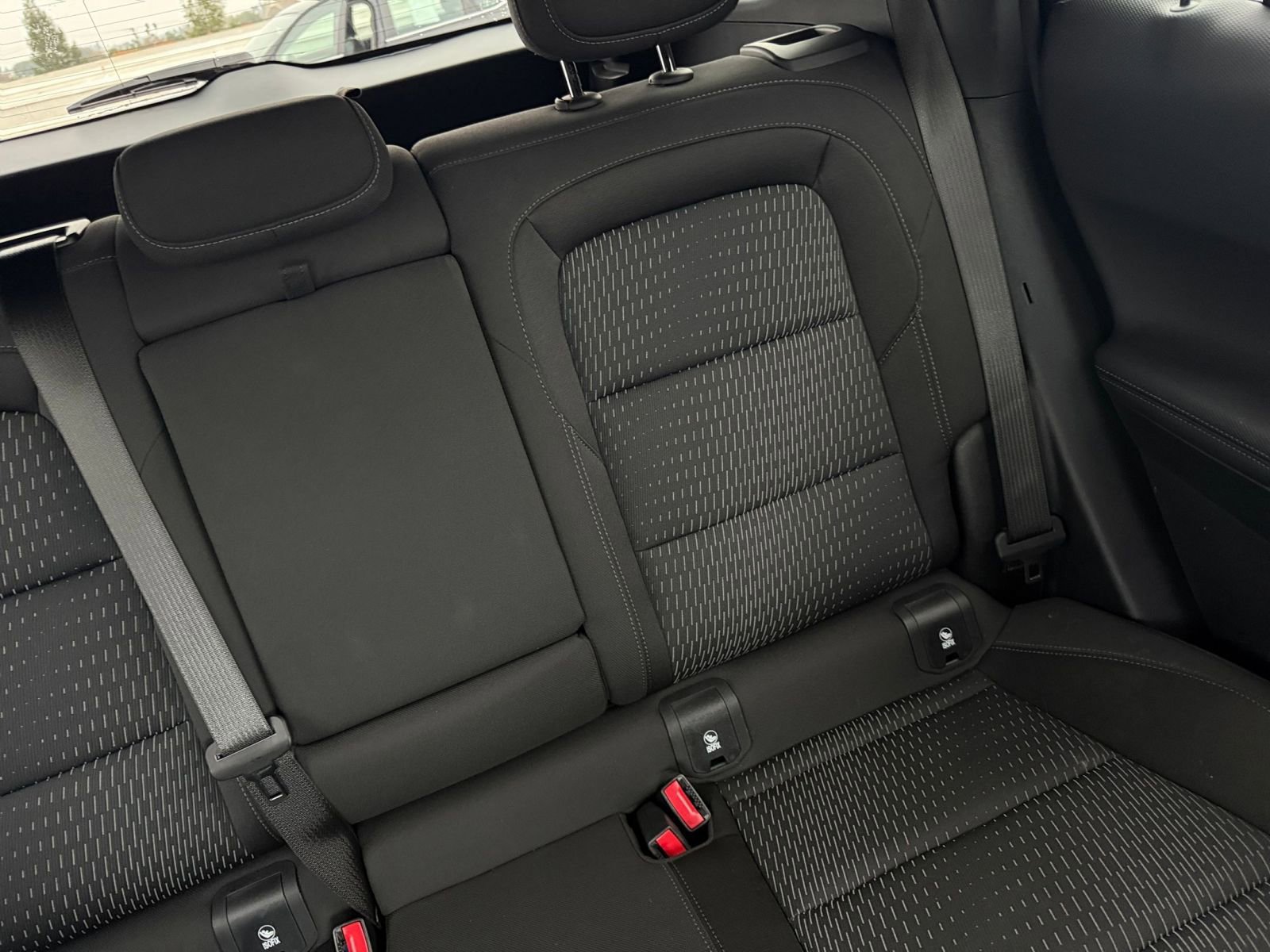 Used 2025 Chevrolet Equinox LT image 37