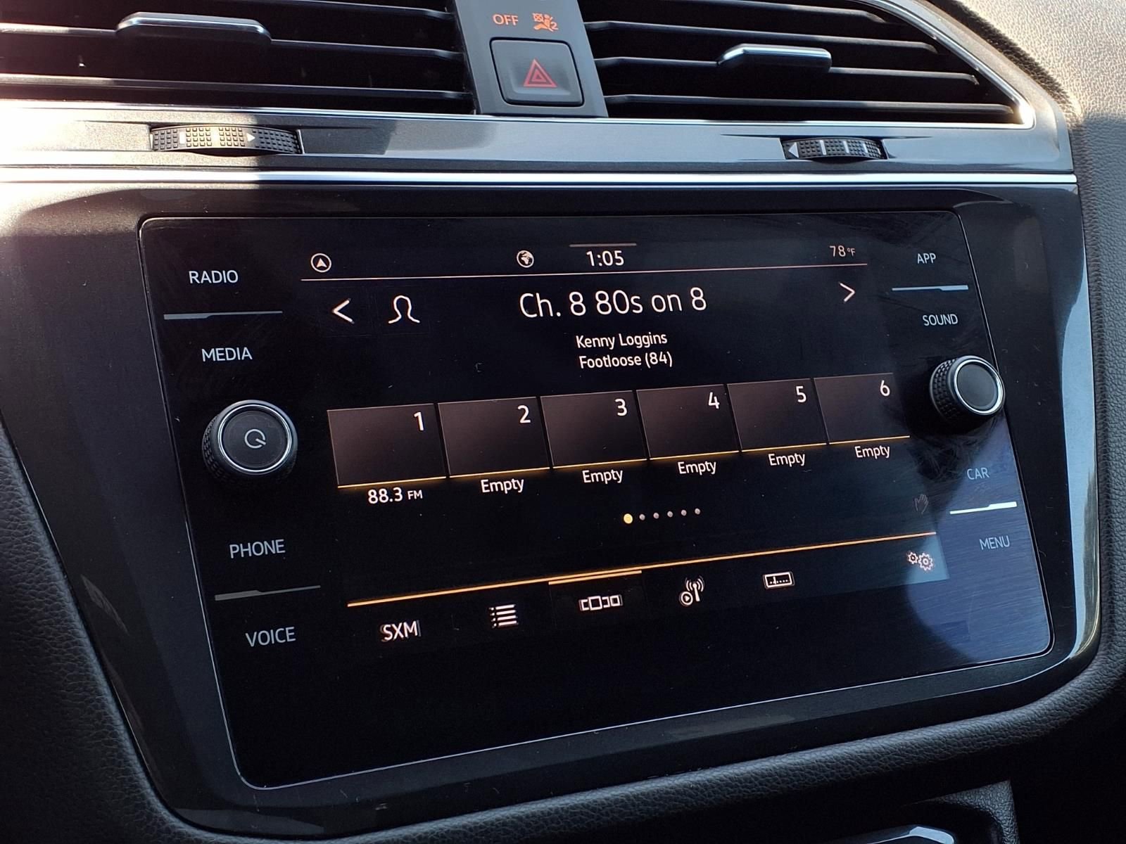 Certified 2023 Volkswagen Tiguan SE R-Line FWD image 8