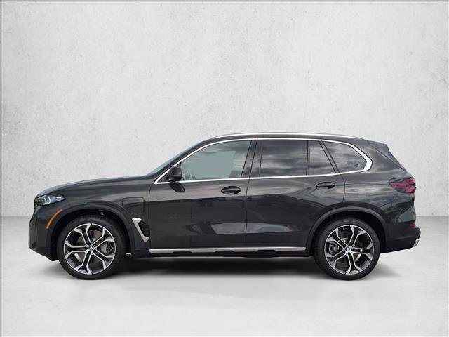New 2026 BMW X5 xDrive50e w/ Premium Package AWD/4WD image 5