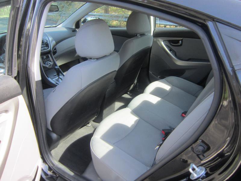 Used 2013 Hyundai Elantra GLS w/ Preferred Pkg image 25