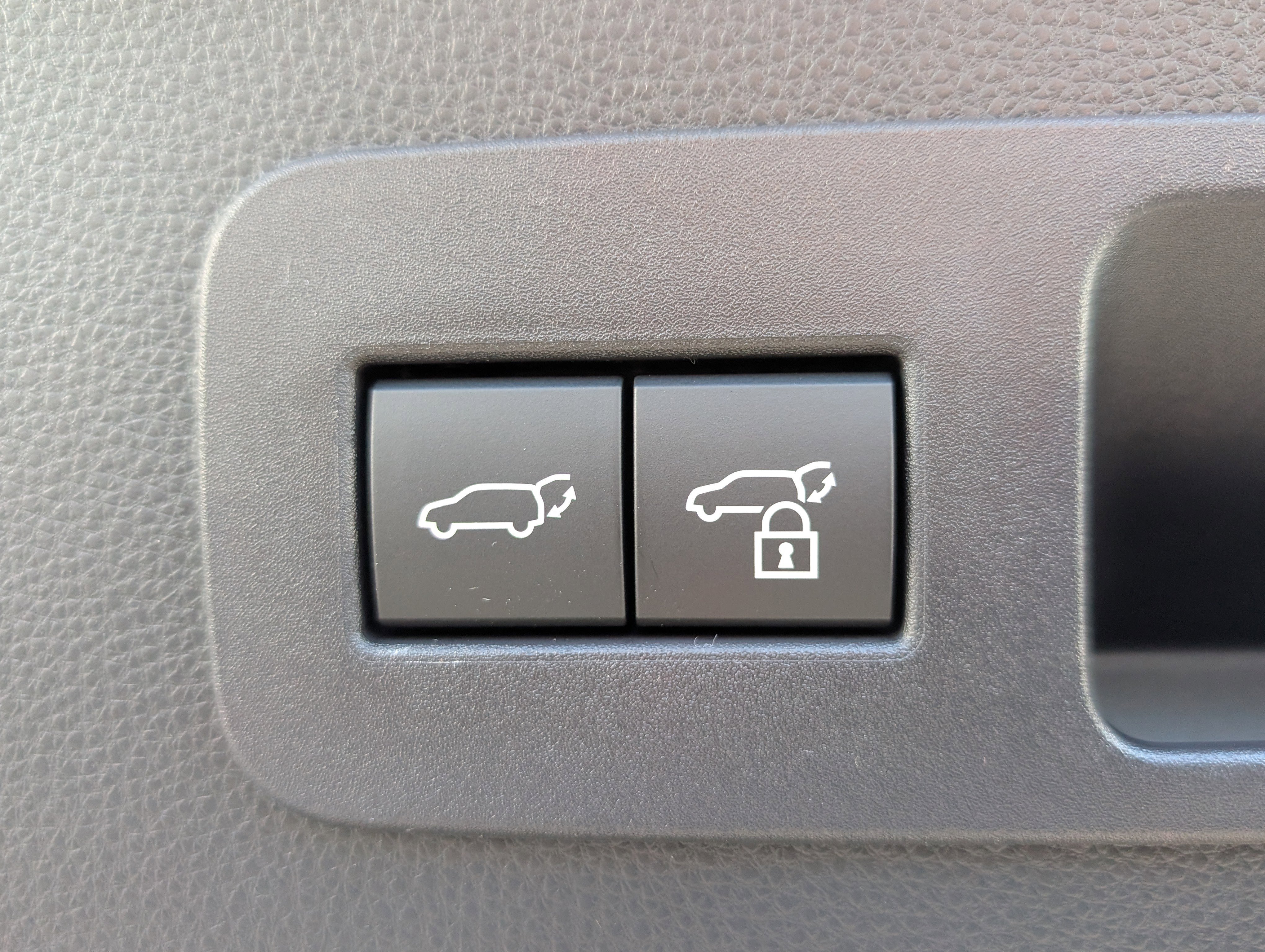 New 2026 Lexus LX 700h Luxury image 10