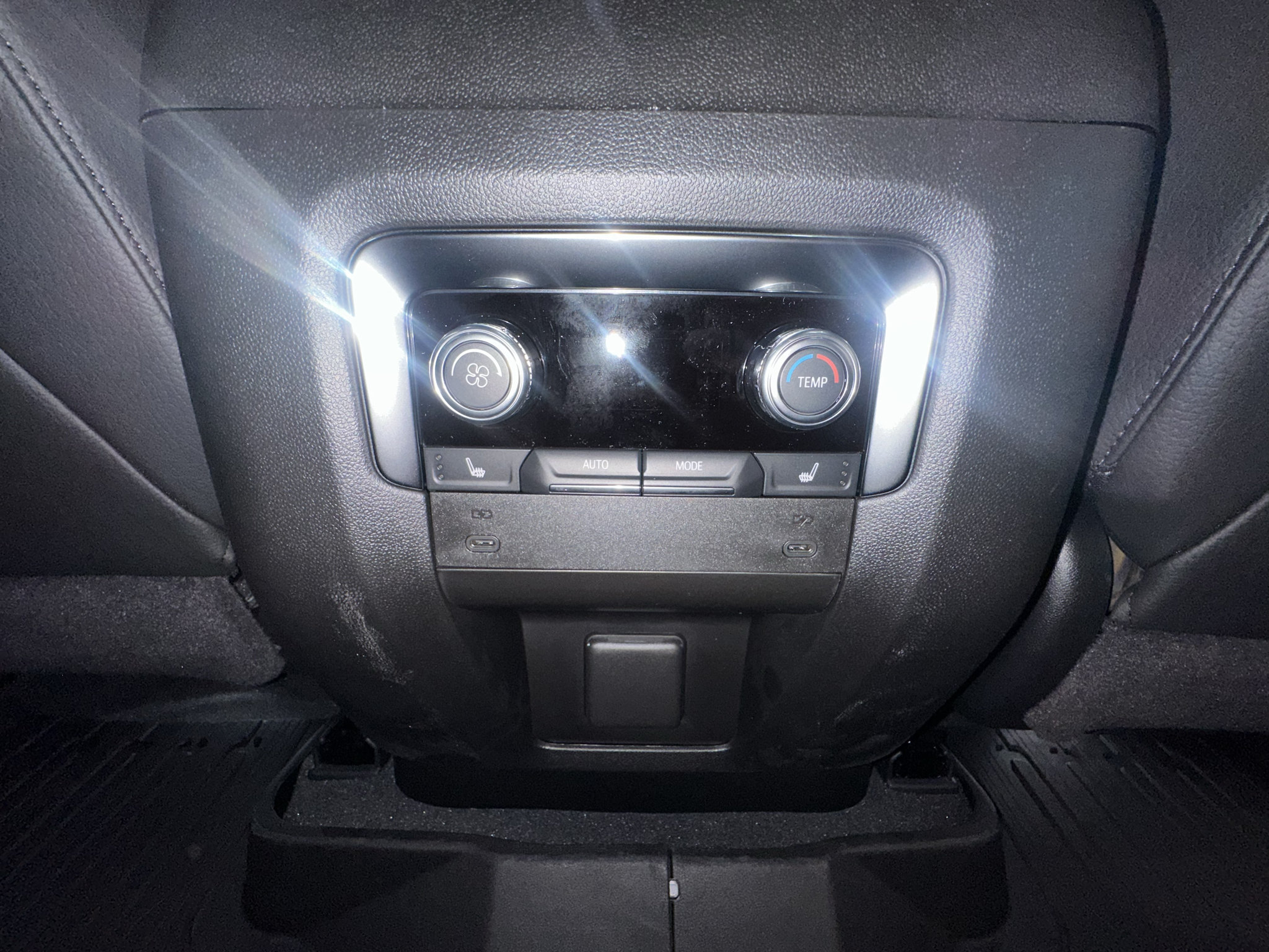 New 2027 GMC Yukon Denali w/ Sun & Power Step Package AWD/4WD image 19