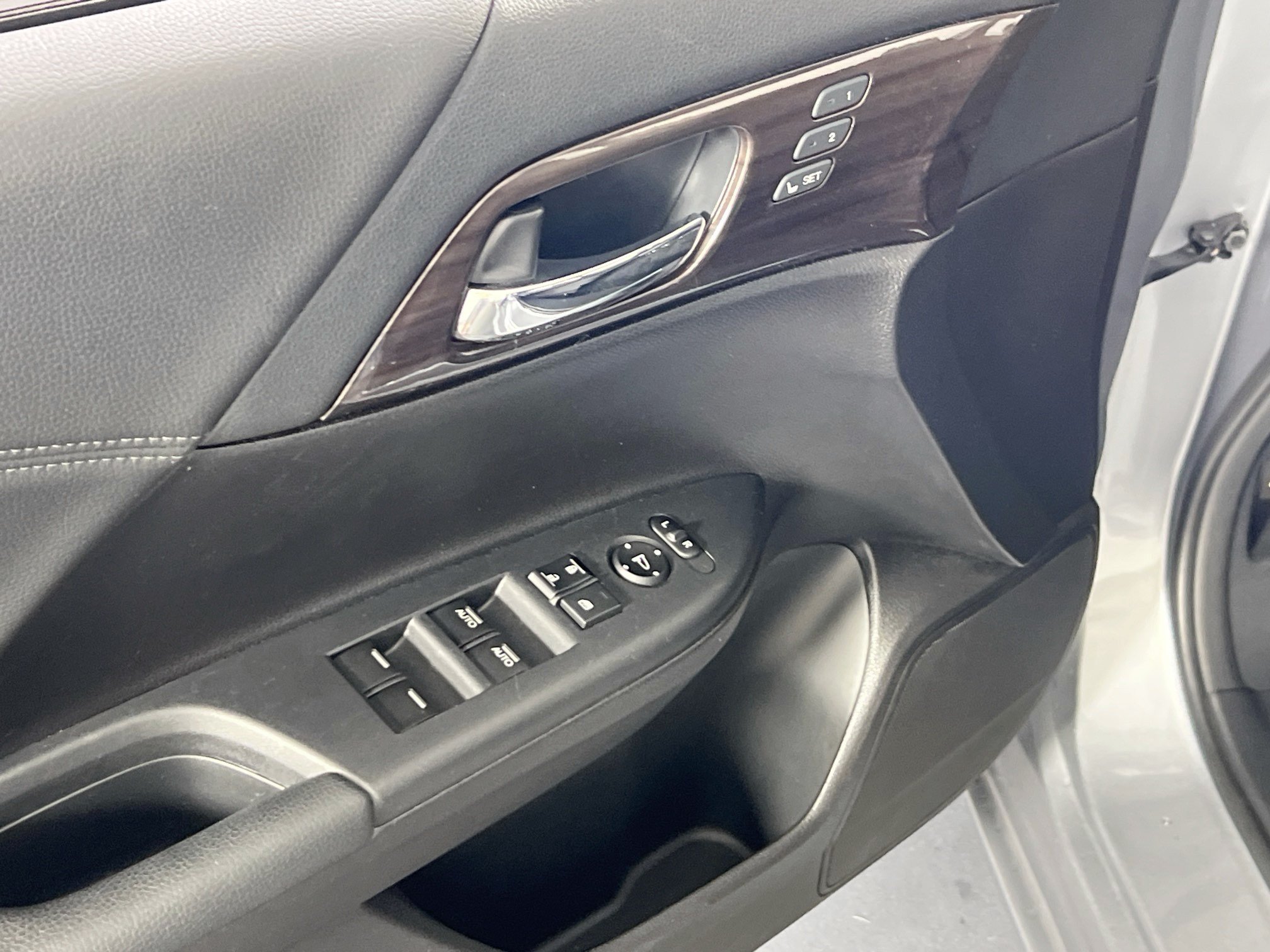 Used 2016 Honda Accord EX-L image 18