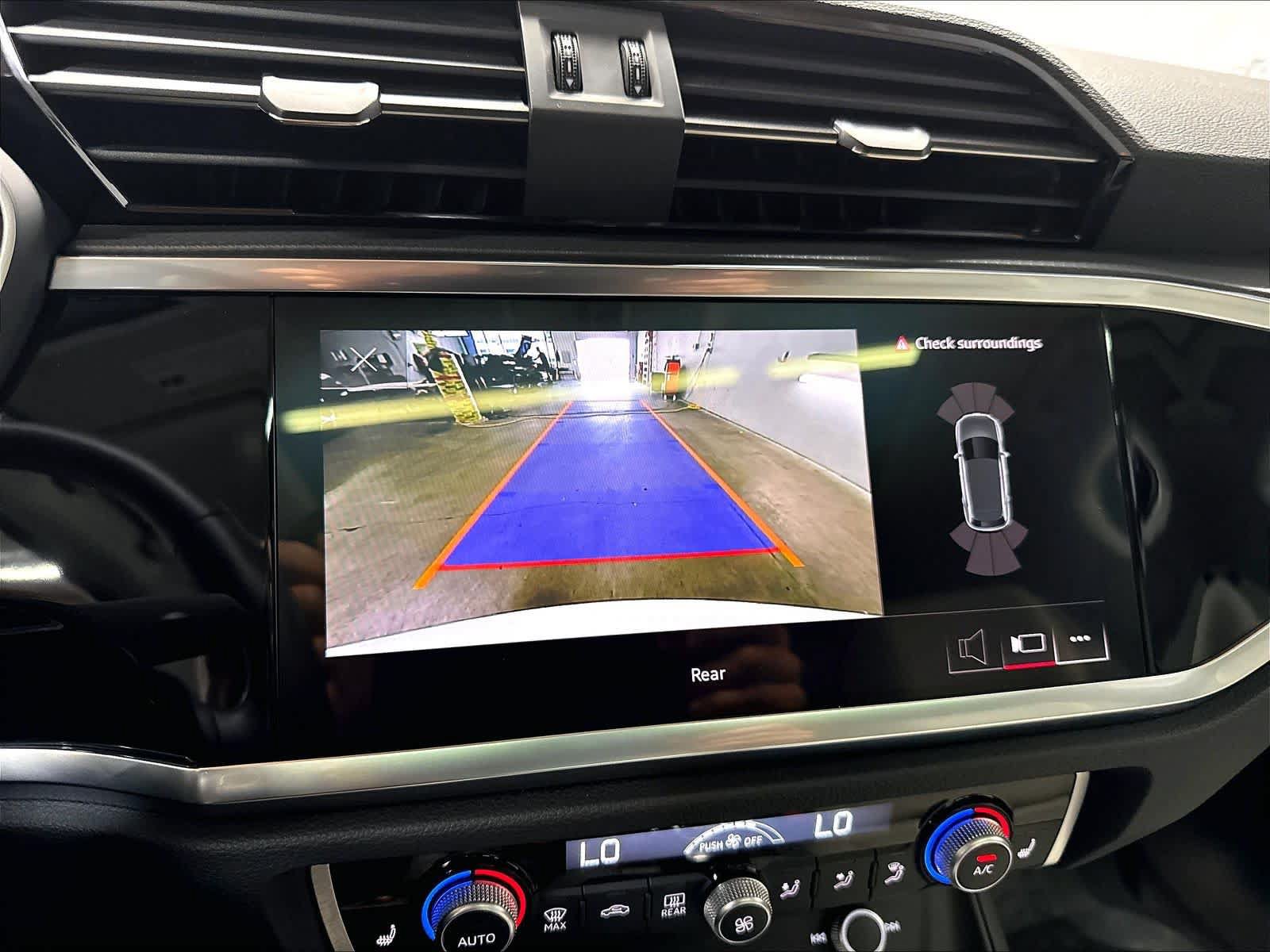 Certified 2025 Audi Q3 2.0T Premium AWD/4WD image 22