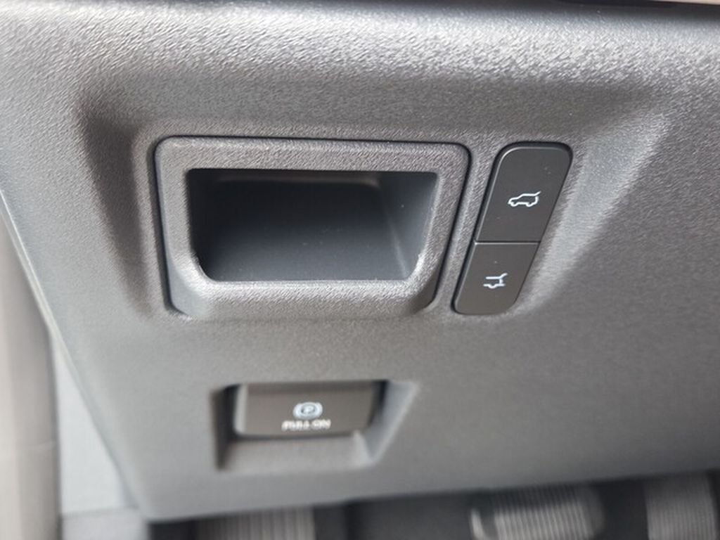 New 2027 Ford Expedition Active RWD image 30
