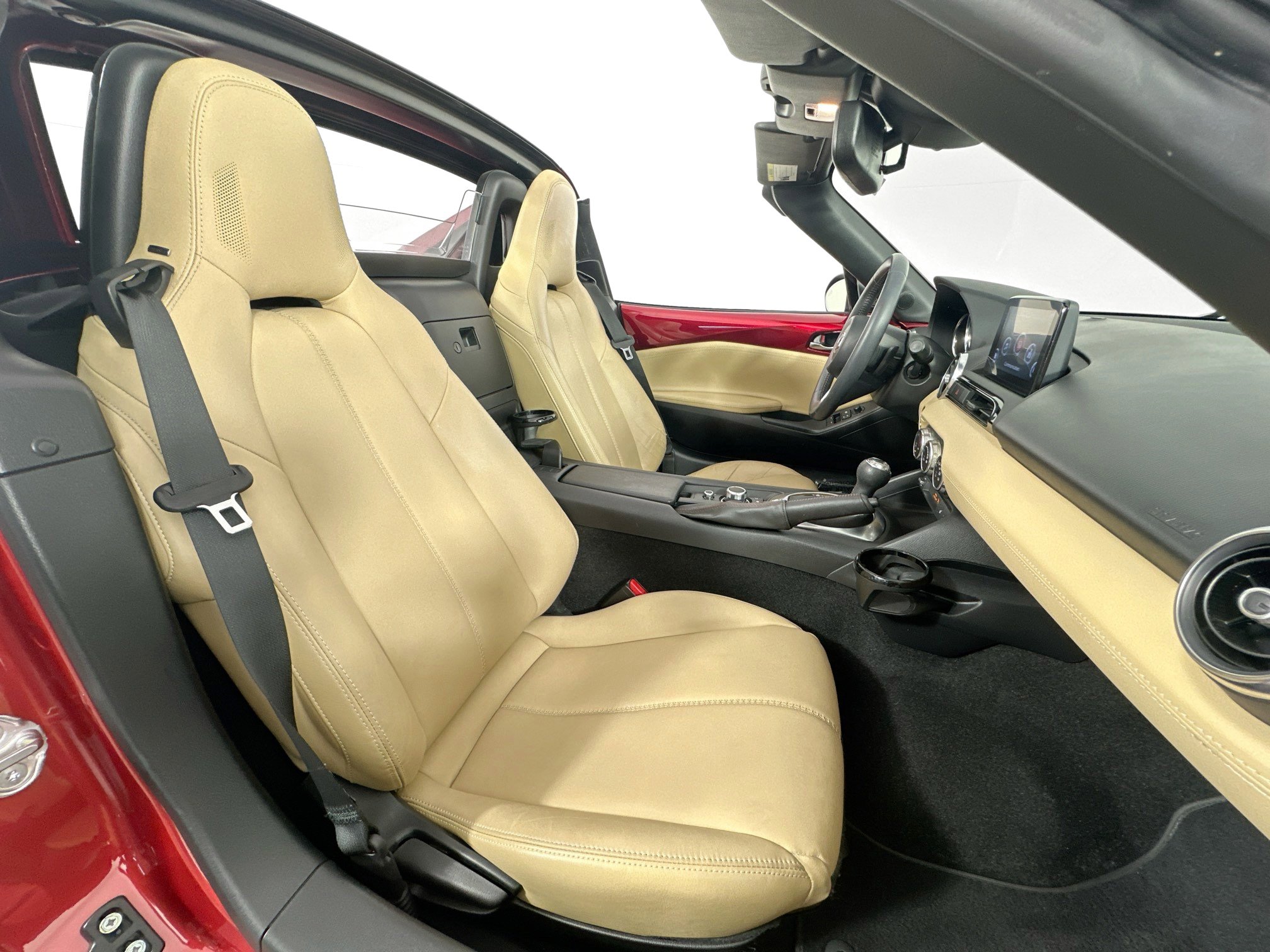 Used 2019 MAZDA MX-5 Miata RF Grand Touring image 25