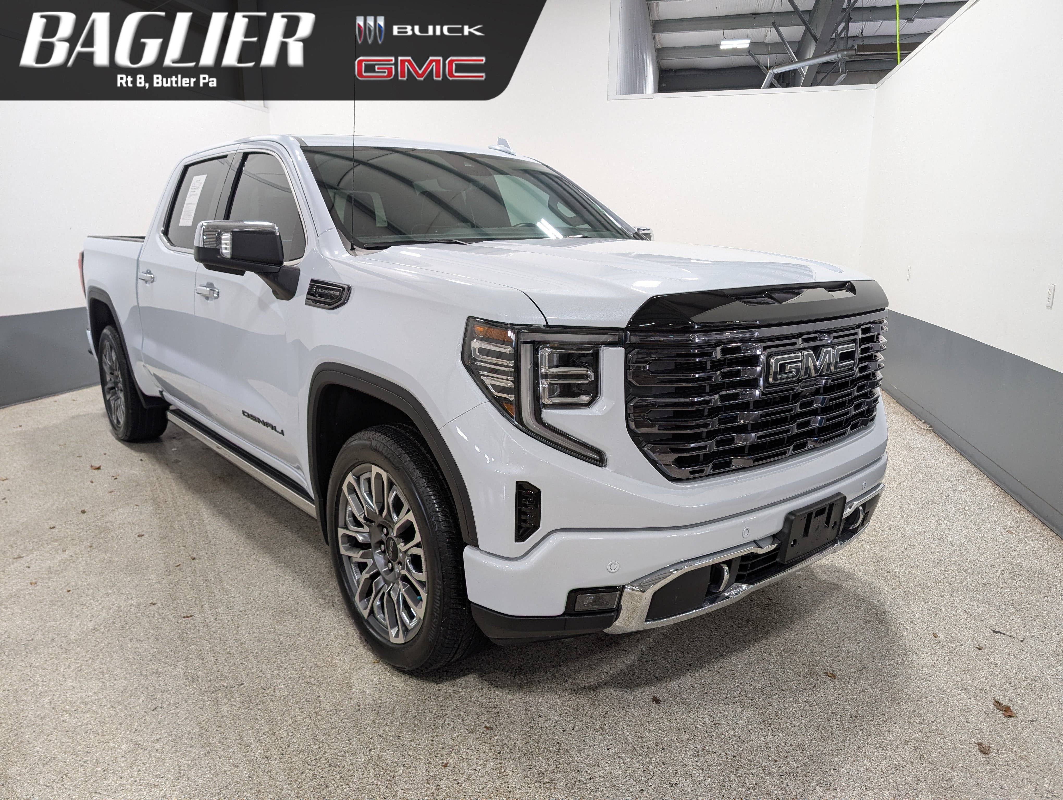 Used 2026 GMC Sierra 1500 Denali Ultimate AWD/4WD image 1