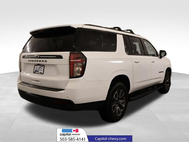 Used 2024 Chevrolet Suburban Z71 AWD/4WD image 2