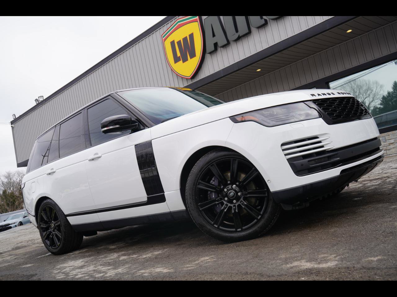 Used 2021 Land Rover Range Rover Westminster Edition image 1