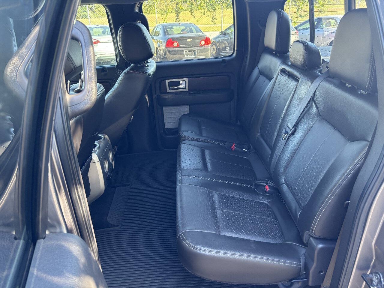 Used 2014 Ford F150 Lariat w/ Equipment Group 502A Luxury AWD/4WD image 11
