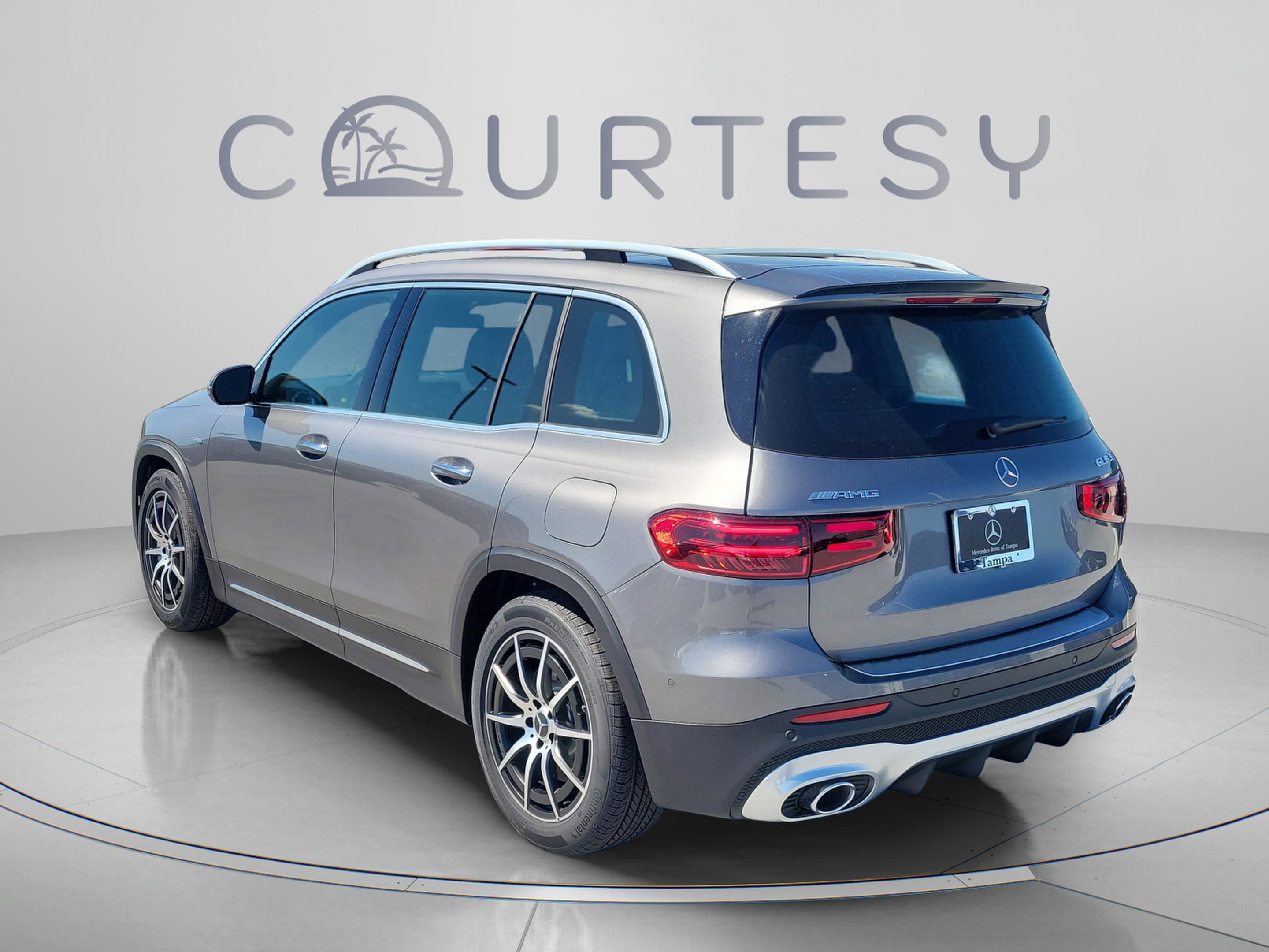 New 2026 Mercedes-Benz GLB 35 AMG 4MATIC image 2