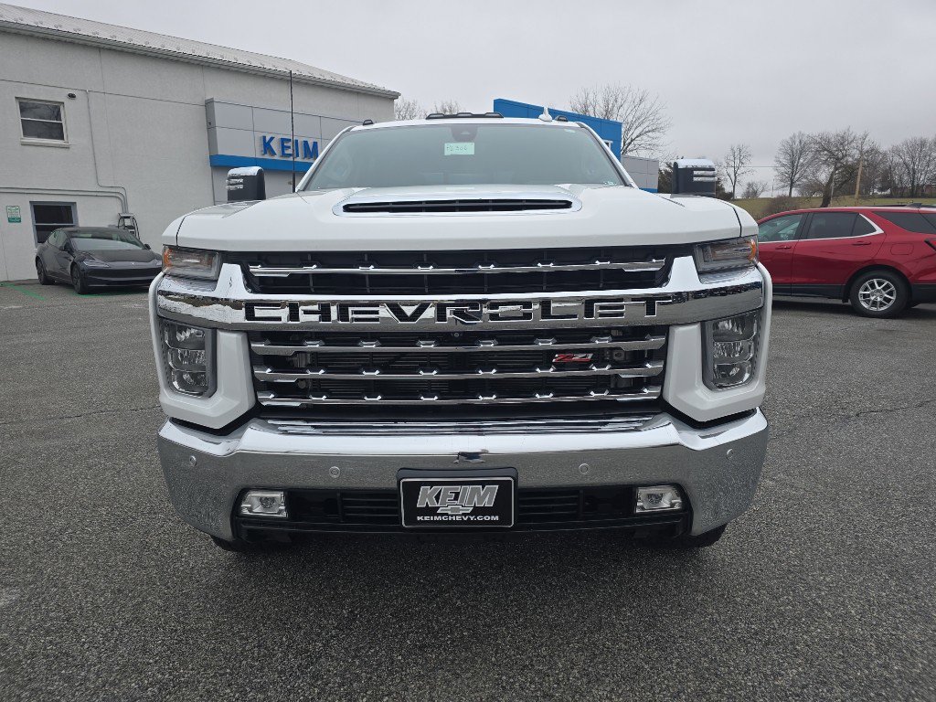 Used 2020 Chevrolet Silverado 3500 LTZ w/ LTZ Premium Package image 2