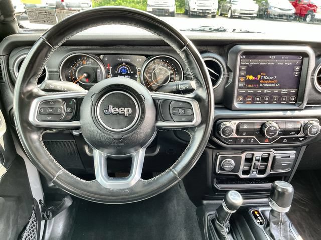 Used 2022 Jeep Gladiator Overland w/ Popular Equipment Package AWD/4WD image 12