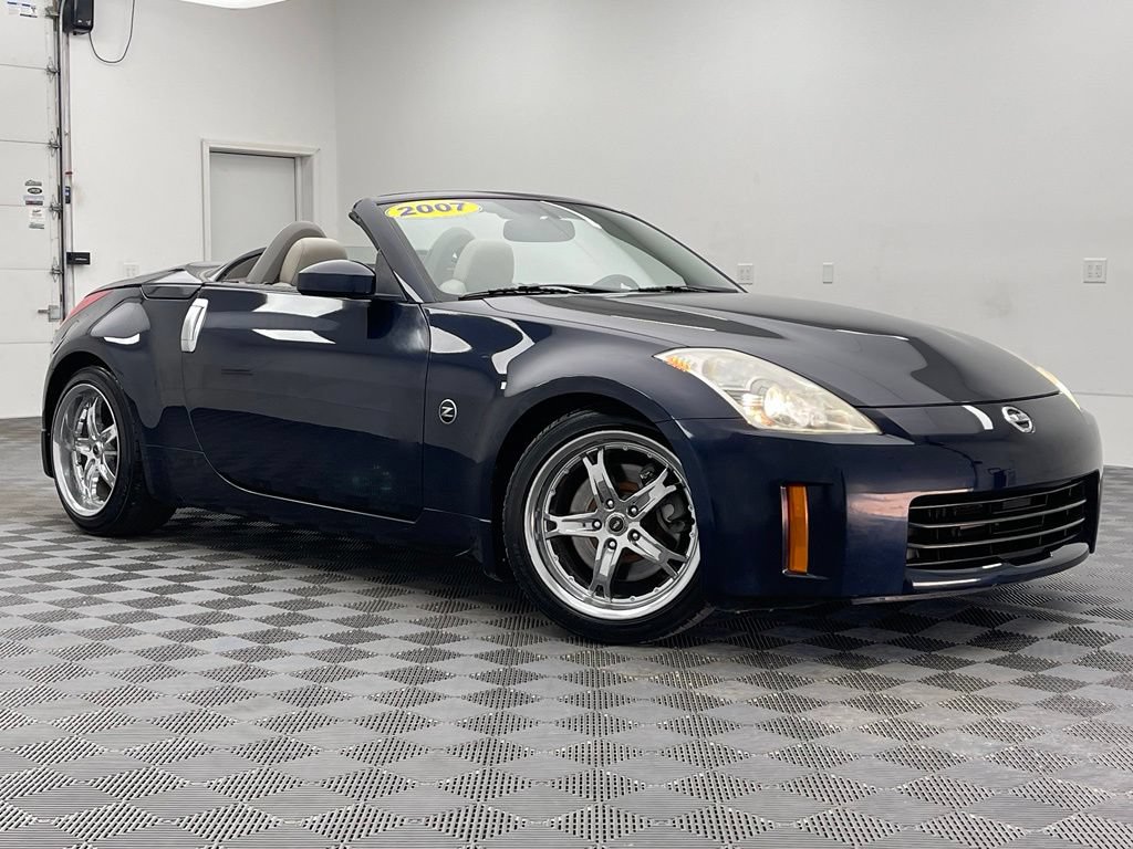 Used 2007 Nissan 350Z Touring RWD image 5