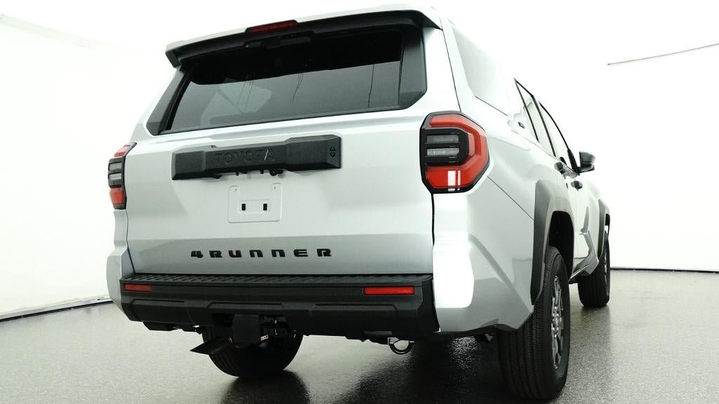 New 2026 Toyota 4Runner SR5 AWD/4WD image 24