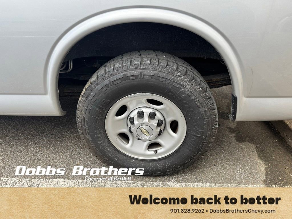 Used 2020 Chevrolet Express 3500 LS image 16