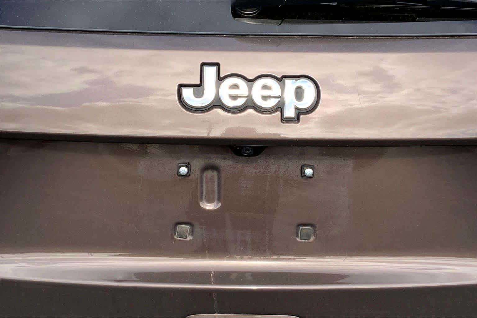 Used 2019 Jeep Grand Cherokee Limited w/ Trailer Tow Group IV AWD/4WD image 31