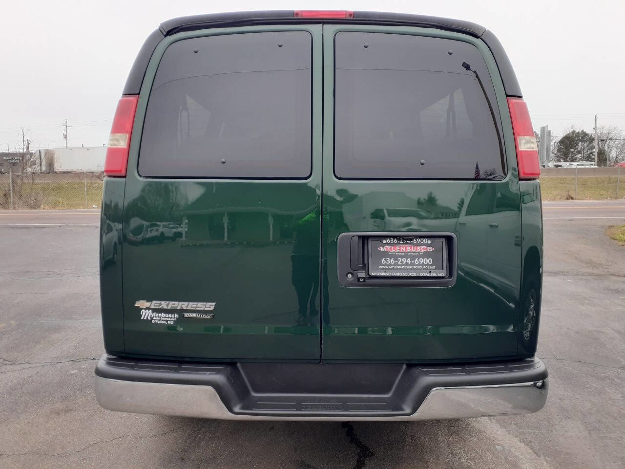 Used 2014 Chevrolet Express 3500 LT w/ LT Preferred Equipment Group image 7