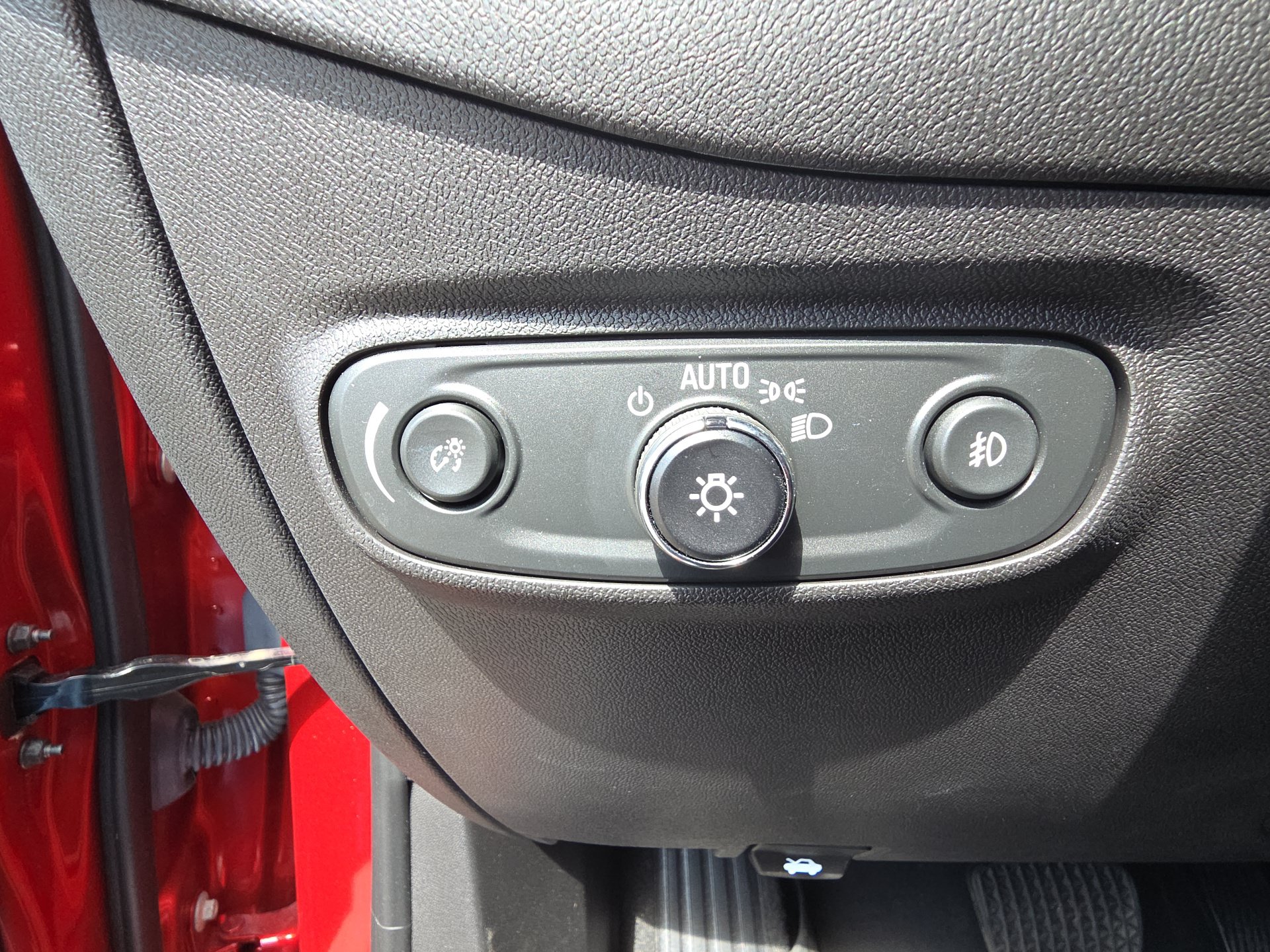 Used 2024 Chevrolet Equinox Premier FWD image 20