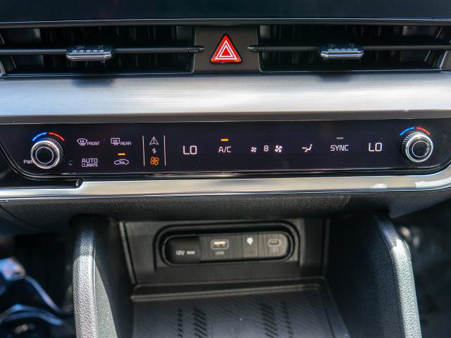 Certified 2024 Kia Sportage EX AWD/4WD image 24