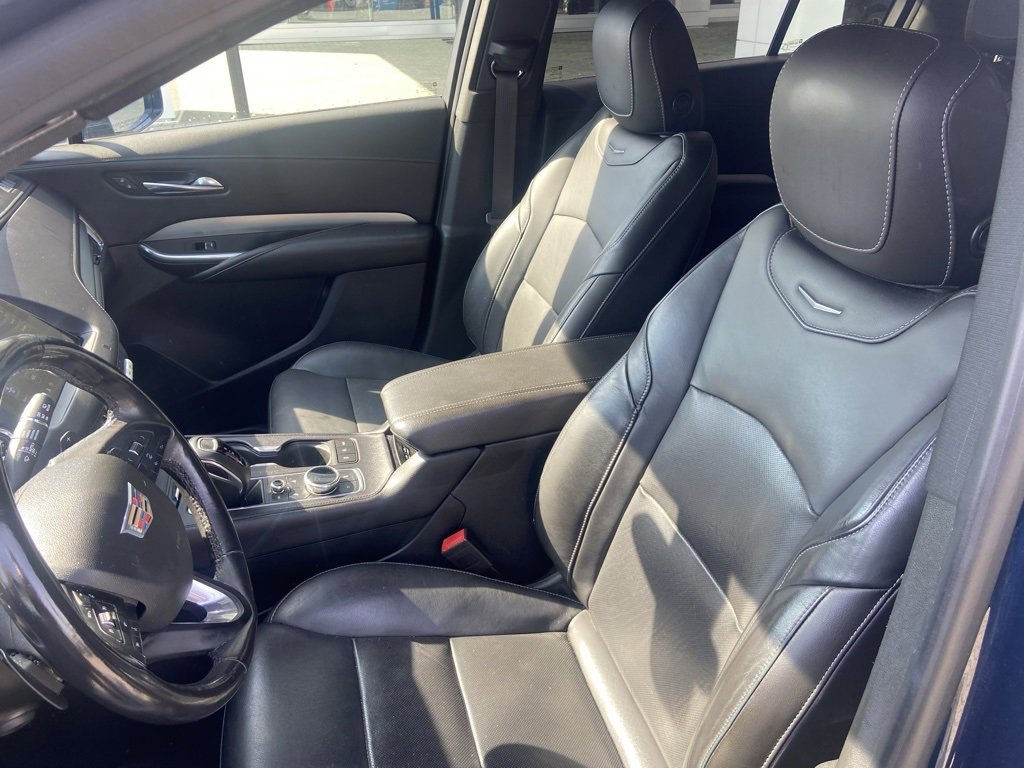 Used 2019 Cadillac XT4 Premium Luxury image 14