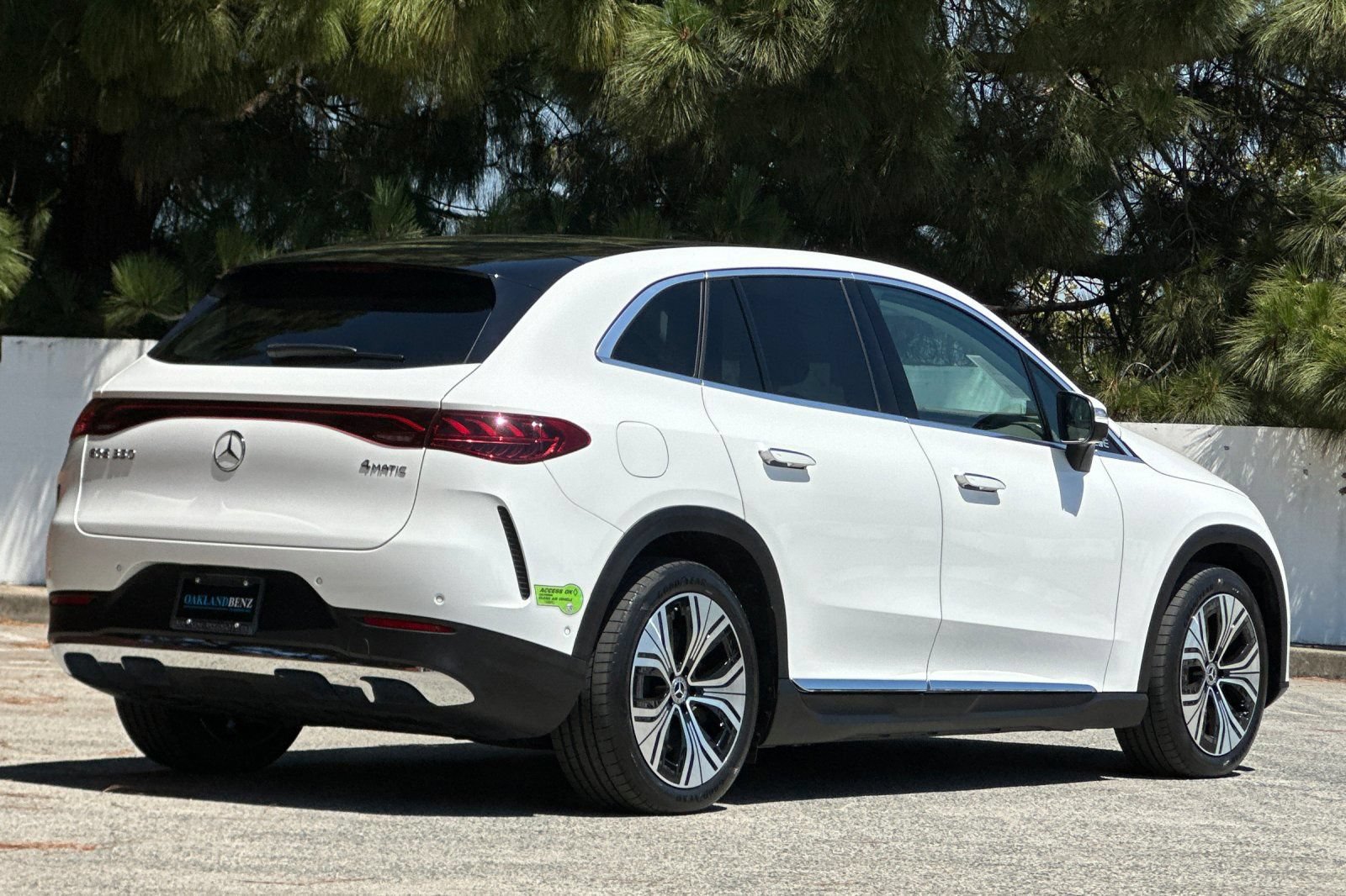 Certified 2023 Mercedes-Benz EQE 350+ 4MATIC SUV image 4