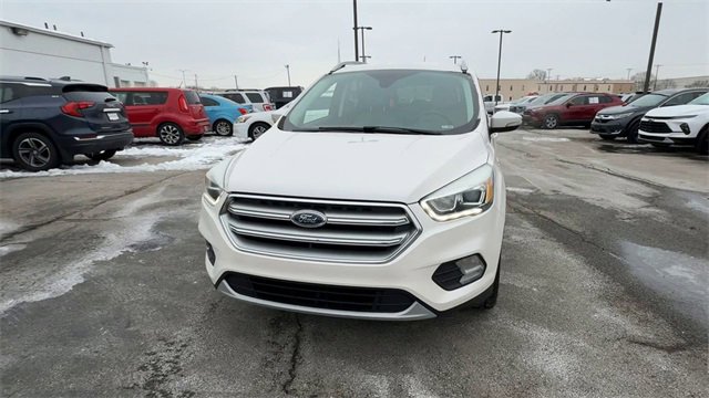 Used 2017 Ford Escape Titanium image 3