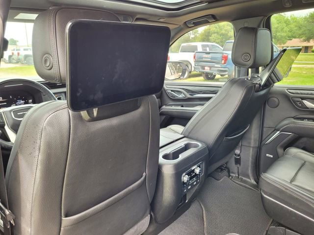 Used 2023 GMC Yukon Denali w/ Advanced Technology Package AWD/4WD image 36