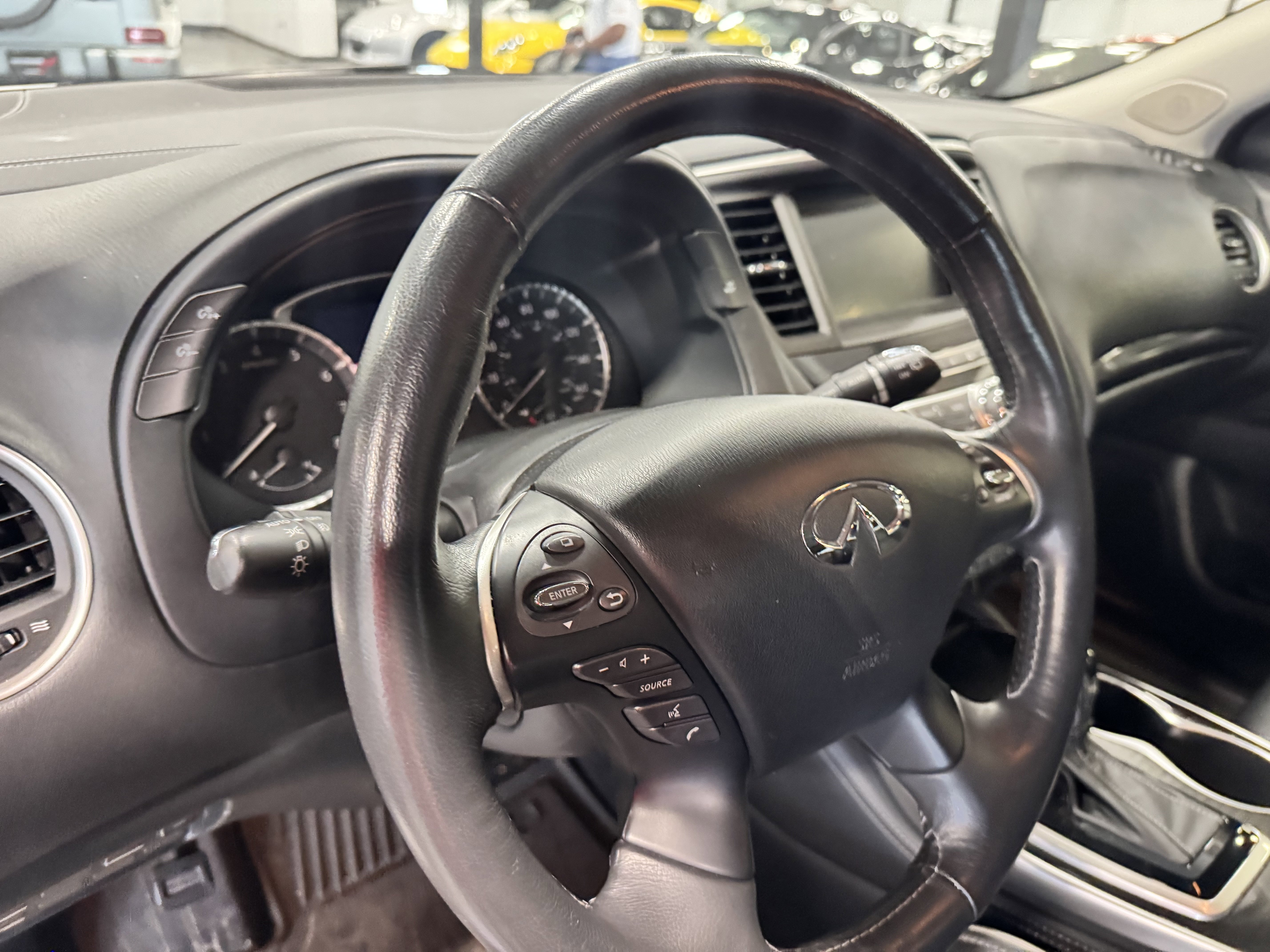 Used 2017 INFINITI QX60 Luxe w/ Premium Plus Package AWD/4WD image 10
