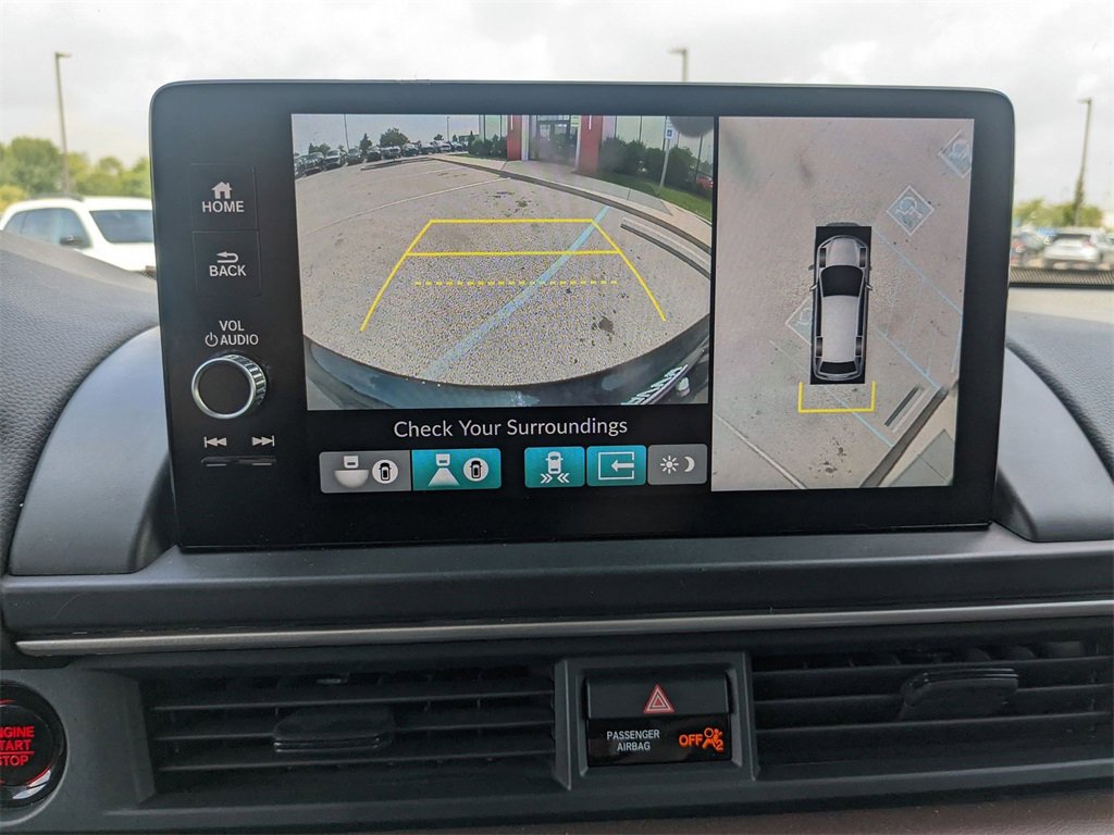 Used 2024 Honda Pilot Elite image 18