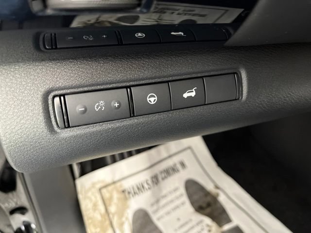 New 2026 Nissan Pathfinder SV FWD image 31