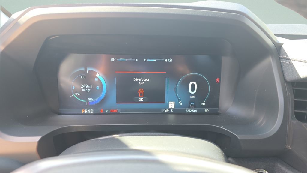 Used 2025 Ford F150 Lightning Flash image 30