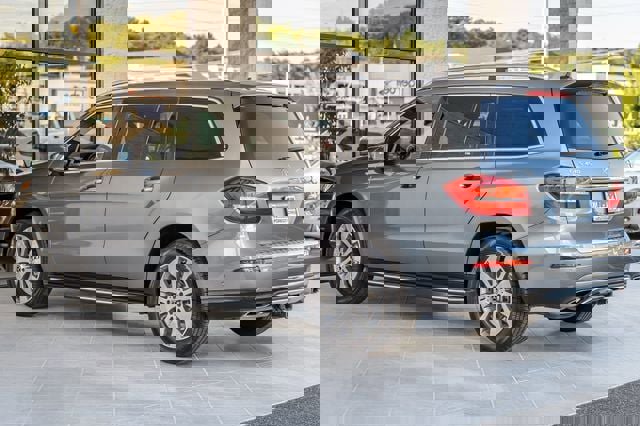 Used 2017 Mercedes-Benz GLS 450 4MATIC image 7