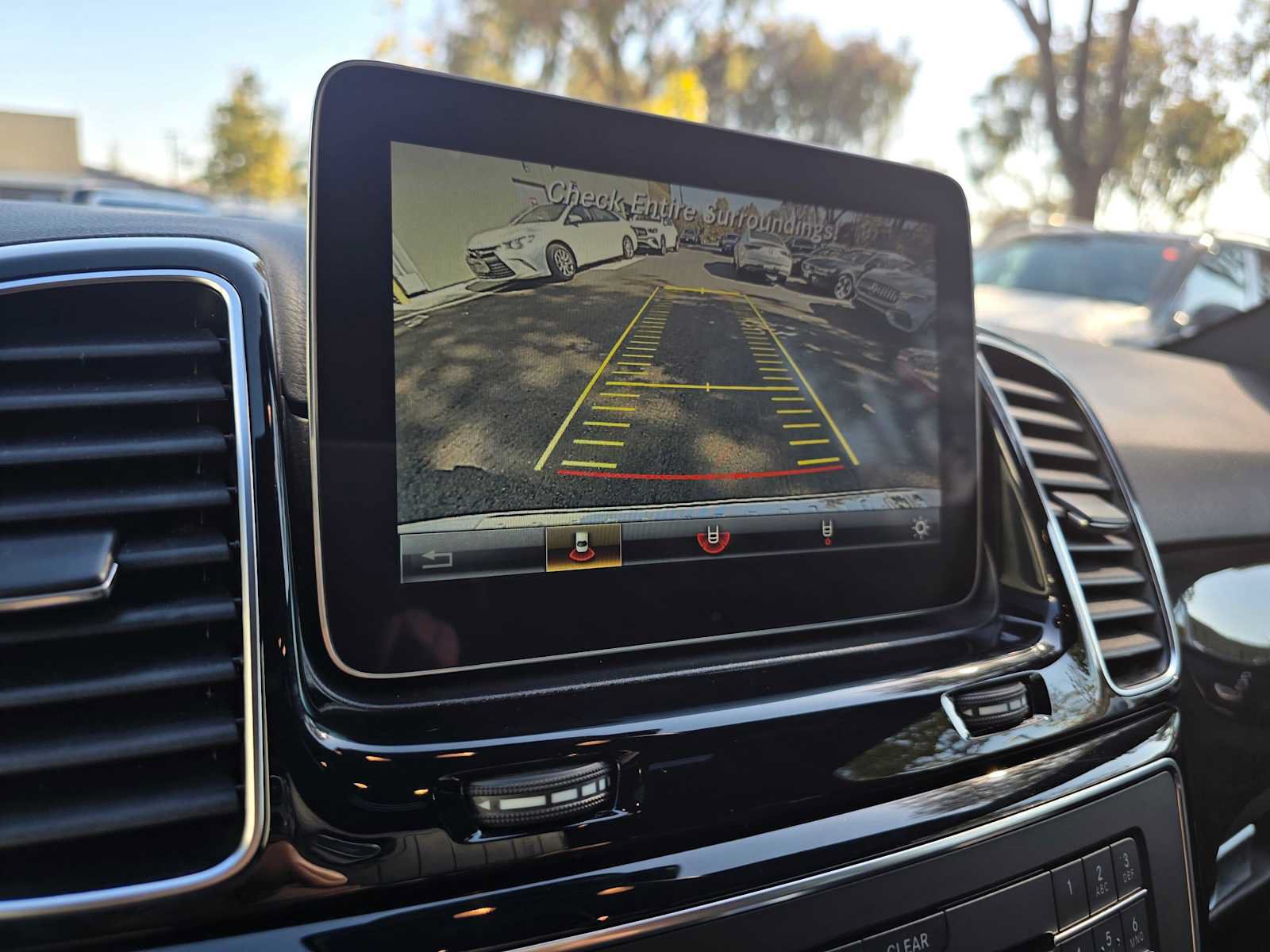 Used 2018 Mercedes-Benz GLE 350 4MATIC image 28