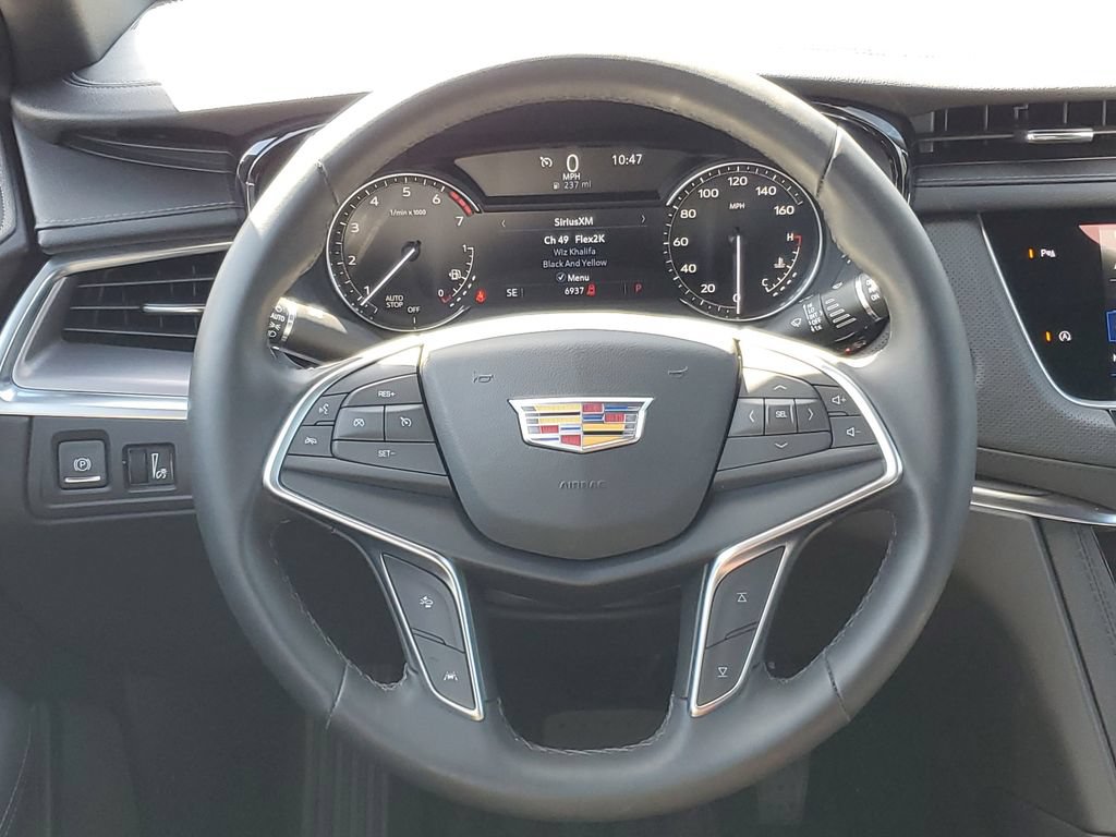 Certified 2024 Cadillac XT5 Luxury w/ LPO, Premium Carpet Package FWD image 22