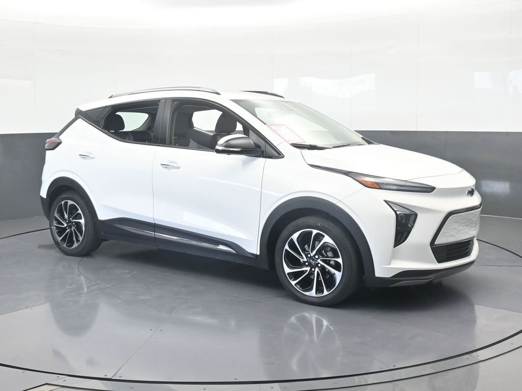 Used 2023 Chevrolet Bolt EUV Premier image 8