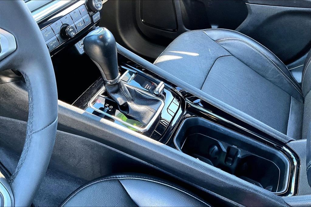 Used 2023 Jeep Compass Limited image 18