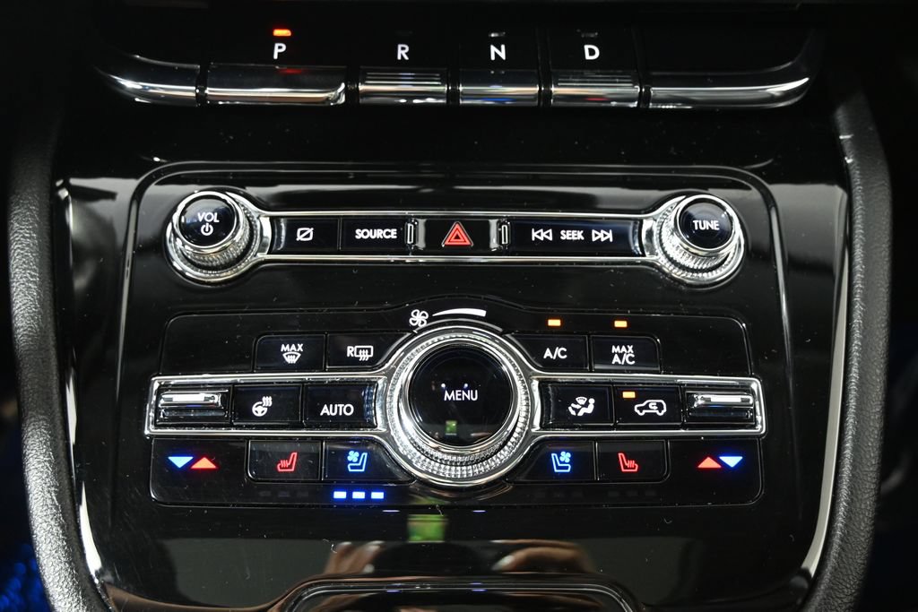 Used 2022 Lincoln Corsair Reserve AWD/4WD image 30