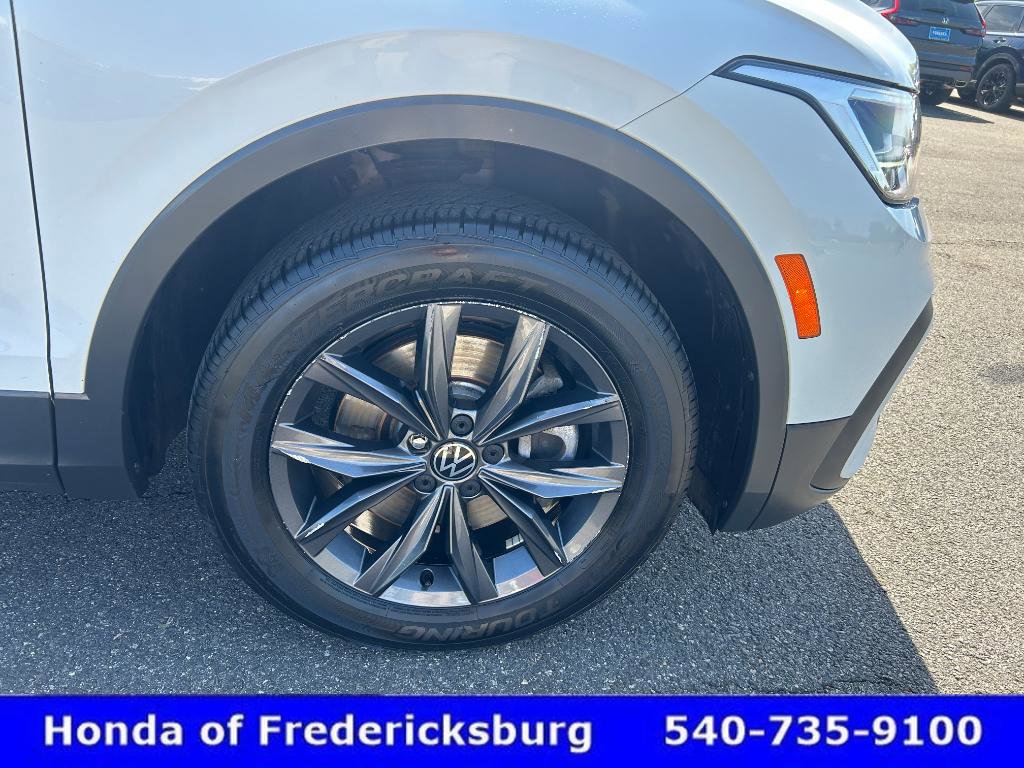 Used 2022 Volkswagen Tiguan SE FWD image 31